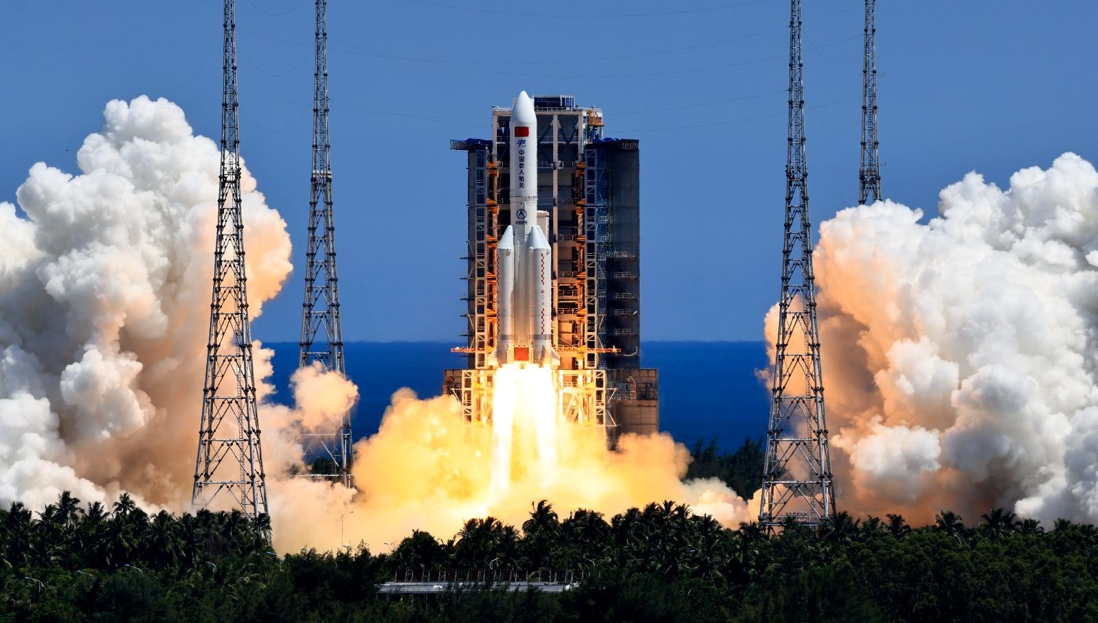 Çin deney ve gözlem uydularını fırlattı