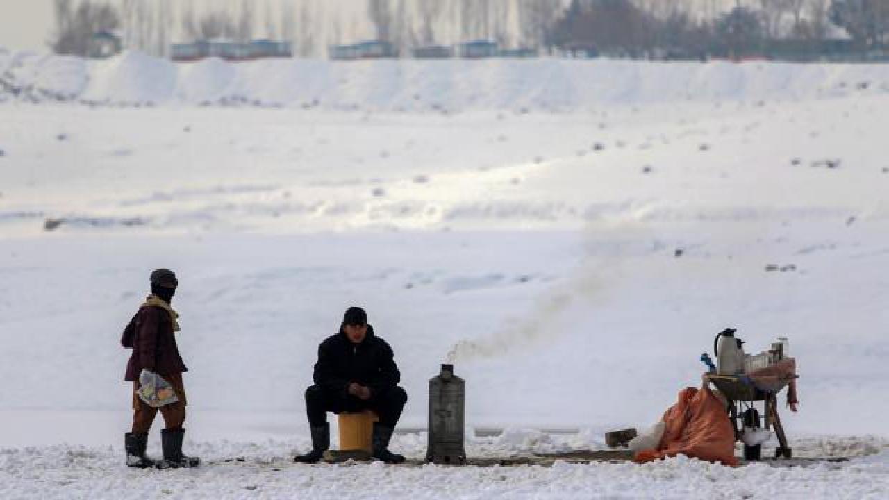 Afganistan’da son 15 yılın en soğuk kışı yaşanıyor: 157 kişi hayatını kaybetti