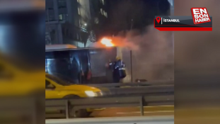 Bakırköy’de metrobüs alev alev yandı